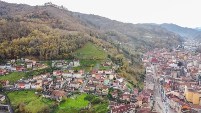 OPORTUNIDAD EN MIERES — 13