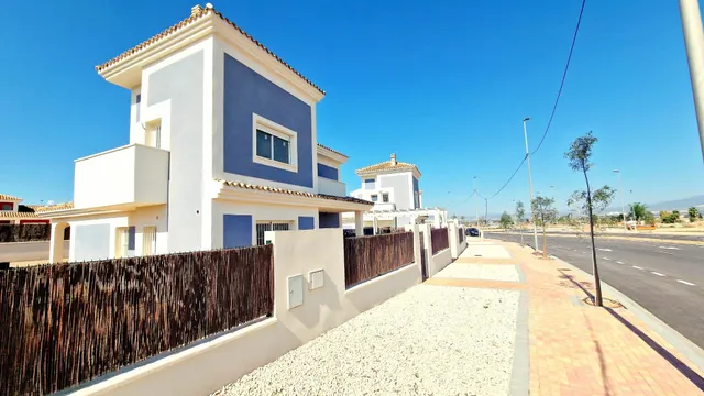 Villas de nueva construcción en amplias parcelas de más de 500 m2 en Lorca — 17