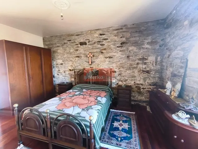 Casa de piedra gallega en venta en Begonte: espacio, encanto y tranquilidad — 19