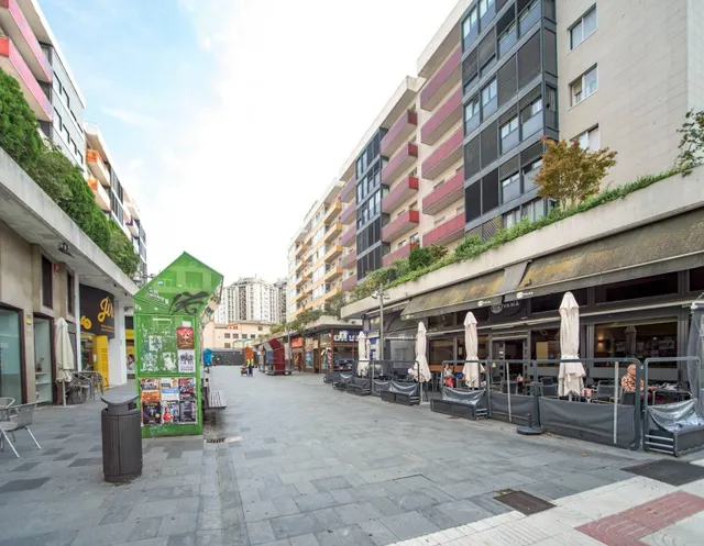 Piso en travesía Bayona 4, Pamplona — 47