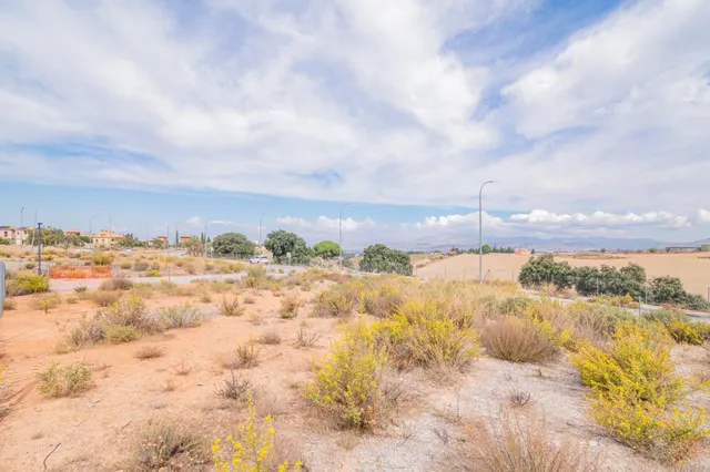 Oportunidad en venta de solar urbano en Otura — 9