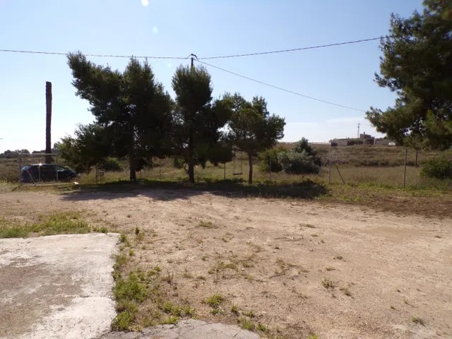 PARCELA CON CASITA — 14