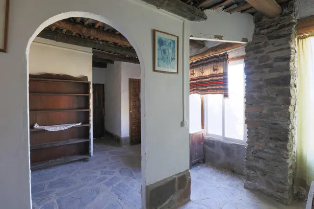 Hotel Rural en un entorno Mágico, Busquístar — 28