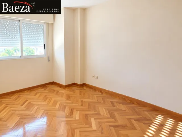 MAGNÍFICO ÁTICO CON GRAN TERRAZA EN PLANTA + GARAJE — 15