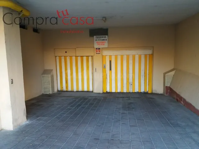 ALQUILER.-.PLAZA DE GARAJE.-.AVENIDA DEL ACUEDUCTO.- - foto 2