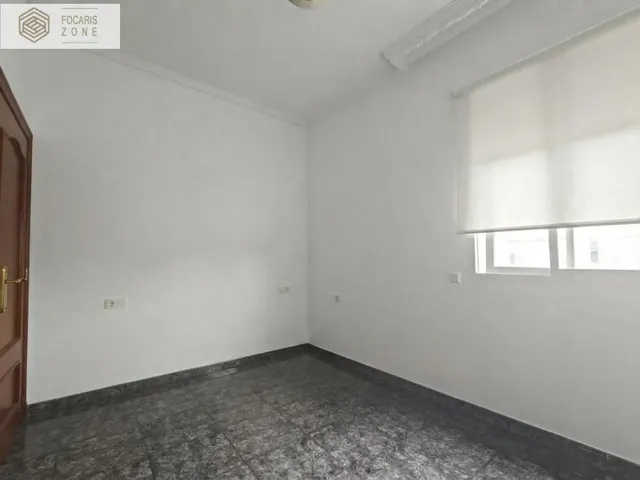 ESTUPENDO PISO A UN PASO DEL CENTRO DE MÁLAGA — 9