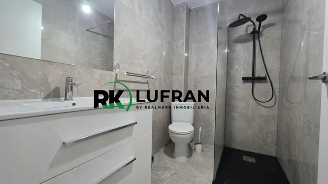 Piso en venta en san antón, junto al centro de Alicante — 11