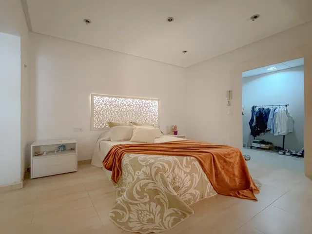 Exclusiva Casa tipo loft con gigantescos espacios y excelente distribución + GARAJE CERRADO, a un precio excelente — 13