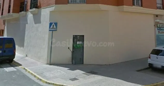 LOCAL COMERCIAL EN BASTO - foto 2