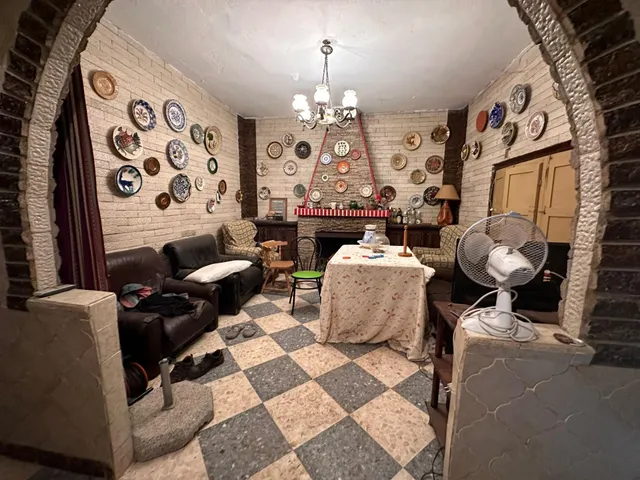 CASA CON TERRENO EN LA CTRA. DE SEVILLA — 2