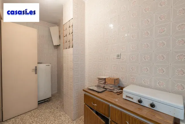 Piso con terraza y gran potencial junto a Camino de Ronda — 18