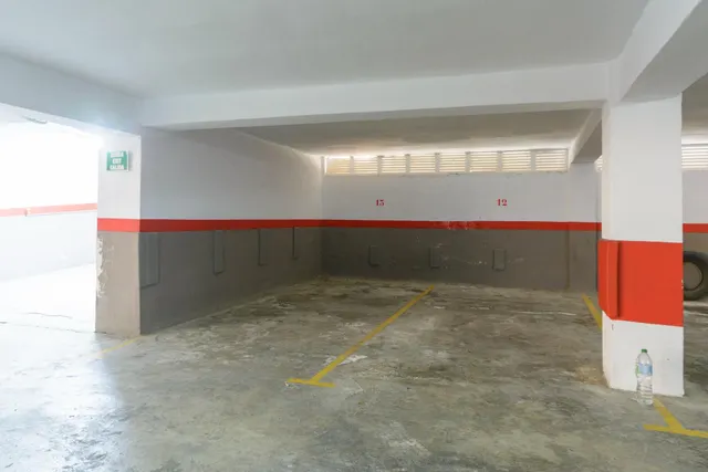 Amplio Apartamento en Playa de Gandia con Vistas al Mar — 29