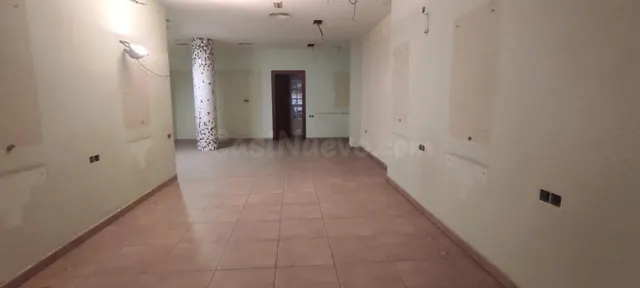 Local comercial 185m² en alquiler - Corazon de Jesus