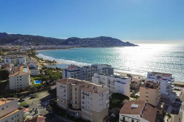 ATICO DUPLEX CON VISTAS A SOLO 150 M DE LA PLAYA - foto 4