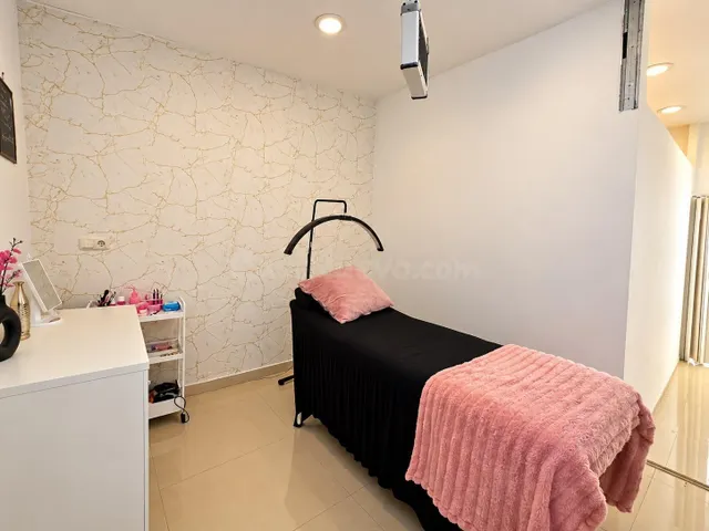 Local Comercial Reformado en Alquiler - Gamarra, Málaga - foto 4