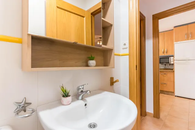 Dúplex amplio de 5 dormitorios con patio, terraza y buhardilla en San José de la Montaña — 16