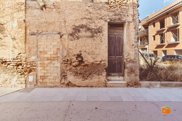 CASA ESQUINERA PARA REFORMAR EN VENTA EN SANTA BÁRBARA (TARRAGONA) — 7