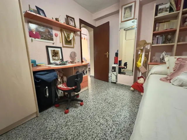 AMPLIO PISO EN ZONA CENTRO JAIME 1º — 26