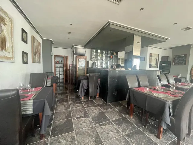 Local Comercial en primera linea Playa del Cura / licencia de restaurante — 3