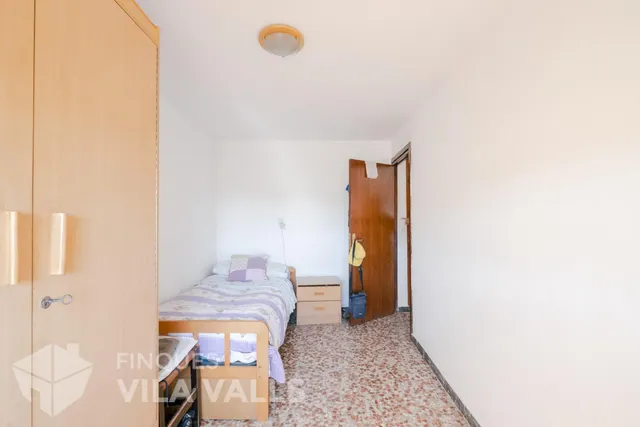 Granja con posibilidad de 2 vivendas.y 1 Ha de terreno — 20