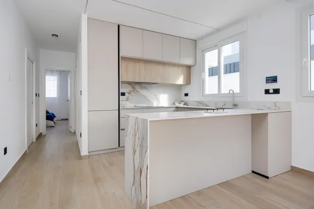 Villa moderna de 3 dormitorios con piscina privada en Aguas Nuevas, Torrevieja — 11