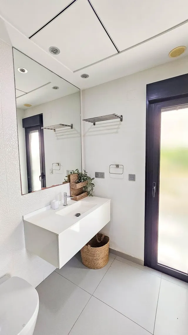 Villa con piscina privada, Alicante, Rojales, Ciudad Quesada. 3 habitaciones, 88 m2, 8,6 kilómetros del mar — 14