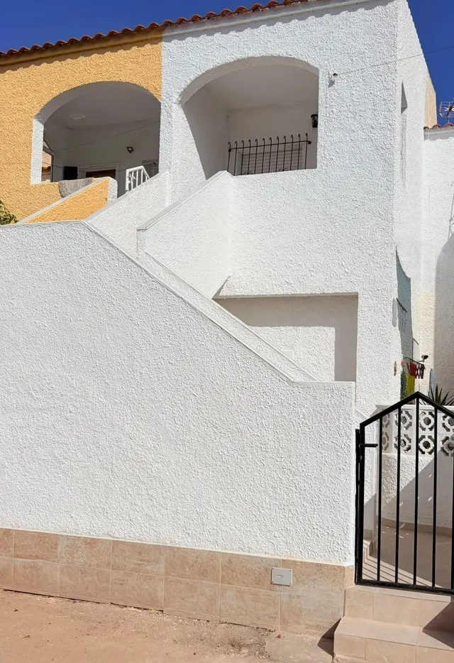 BUNGALOW REFORMADO CON TERRAZA Y TRASTERO EN LOS NAREJOS — 10