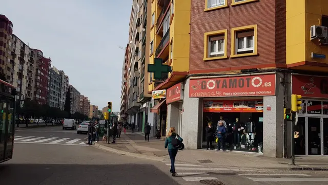 AVDA NAVARRA - 106 m2 de LOCAL COMERCIAL A PIE DE CALLE. — 19