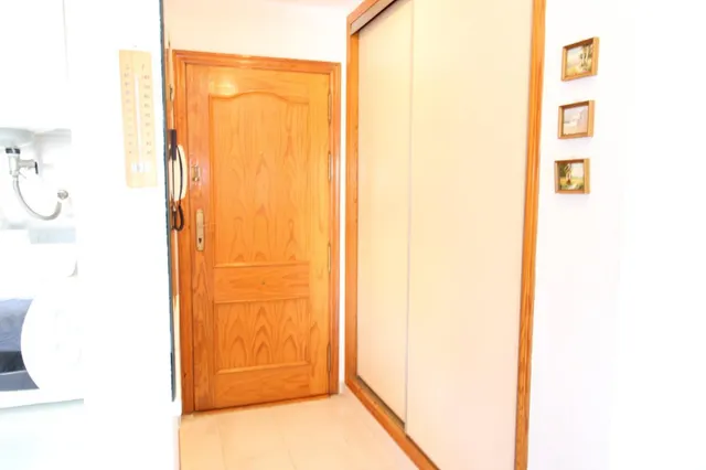 TORREVIEJA ESTUDIO PLAYA CURA PISCINA 79.900€ — 6