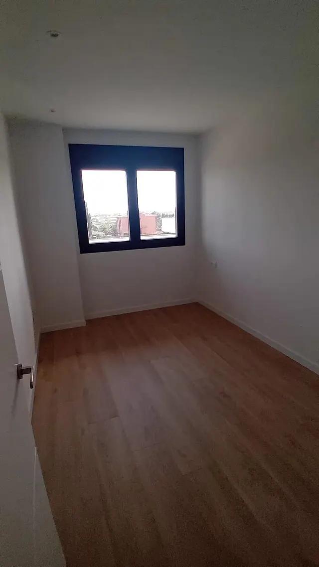 PISO DE NUEVA CONSTRUCCIÓN EN ZONA DE CIUTAT JARDÍ — 13
