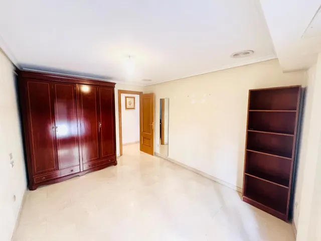 Piso con ascensor en pleno centro de Elche. — 11