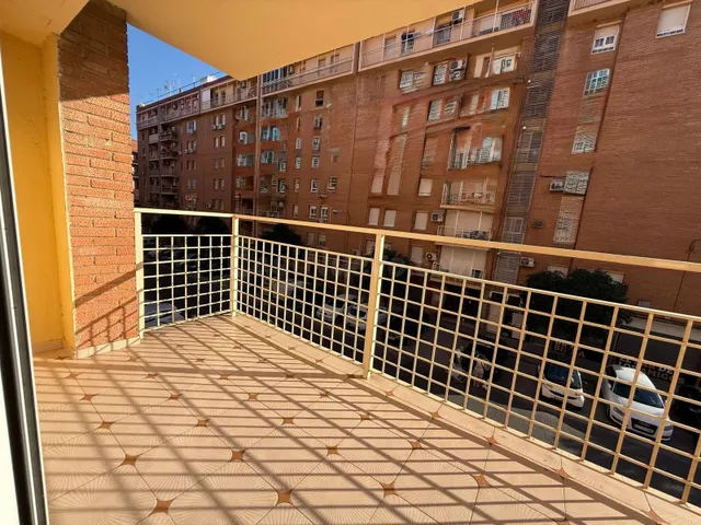 Se vende piso en parque cruz conde - foto 3