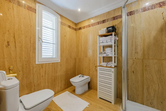 Chalet 8 habitaciones 685m² en venta - El Cortijuelo — 29