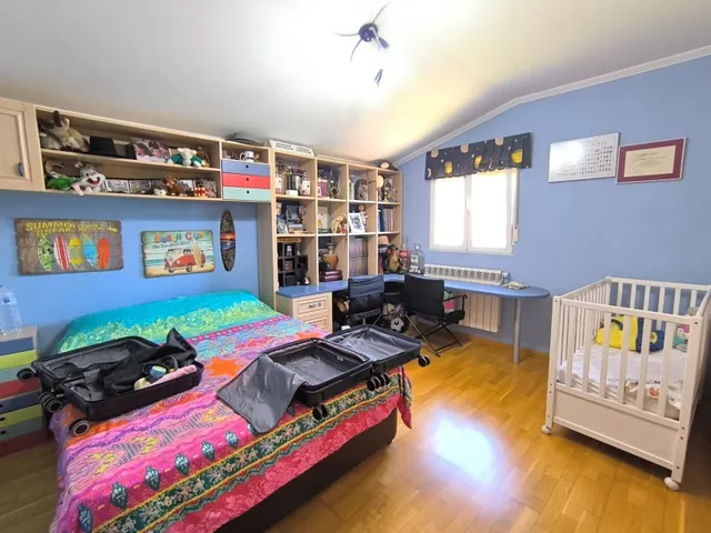 Villa 6 habitaciones 300m² en venta - Ayuntamiento — 17