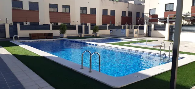 Adosado 4 habitaciones 325m² en venta - Lledó