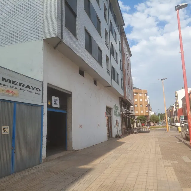 Se alquila Local — 2