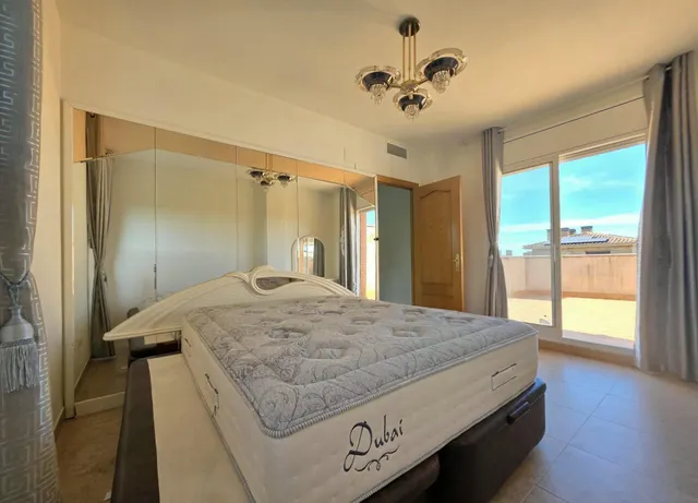 CASA ADOSADA DE 6 habitaciones EN VILAFORTUNY — 42