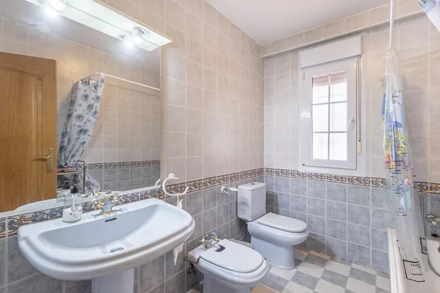 Espectacular Casa de Lujo en Urbanización Los Cerezos — 26