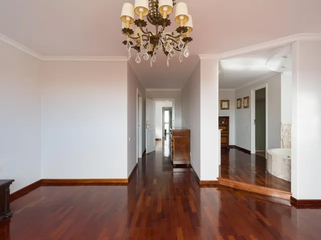 Chalet independiente con jardín y piscina privada en La Garita precio negociable — 50