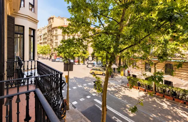 Elegante vivienda modernista de más de 200 m2 en el Eixample — 23