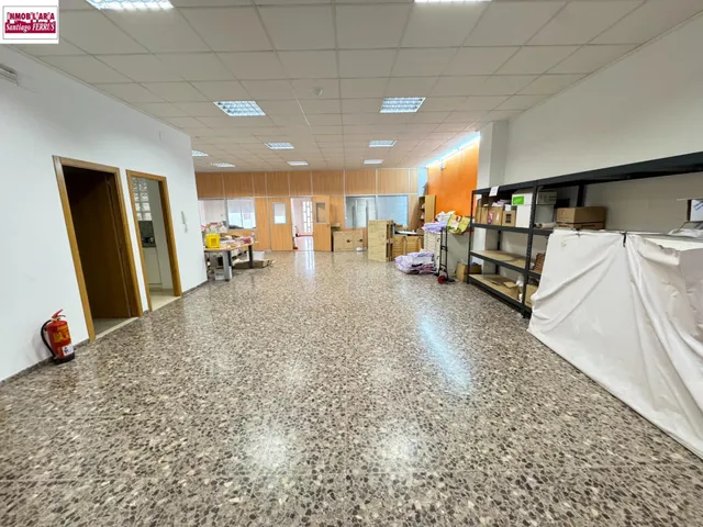 VENTA  DE LOCAL COMERCIAL EN BENIFAIO (VALENCIA) — 10