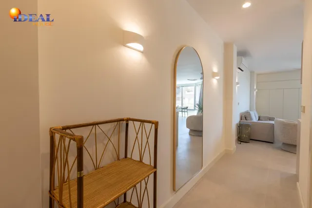 ¡exclusivo apartamento en primera linea de playa con reforma integral de alta gama! — 29