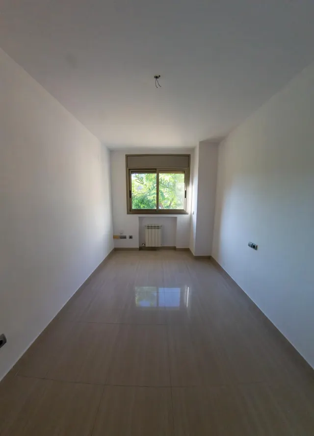 CASA ESQUINERA DE 5 habitaciones EN BARENYS — 26