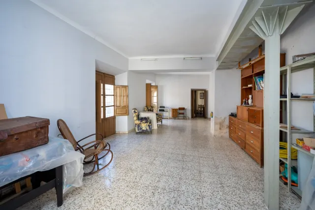 Espectacular edificio a 3 calles con vivienda y locales comerciales en pleno centro de Alhama de Gr — 13