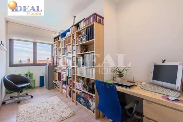 Ref.: A8488G7. Increible chalet de lujo y diseño, parcela 1500 m2,  piscina propia, pista de padel. — 27