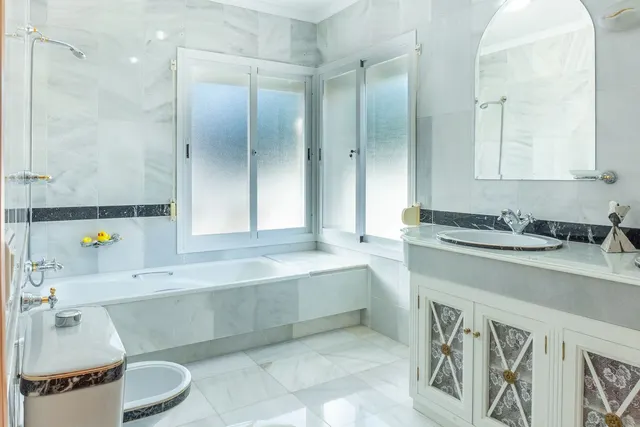 Chalet 5 habitaciones 539m² en venta - Costa Del Sol — 41