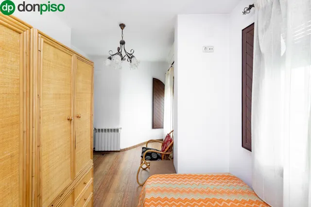 VIVIENDA PAREADA EN MONTELUZ — 38