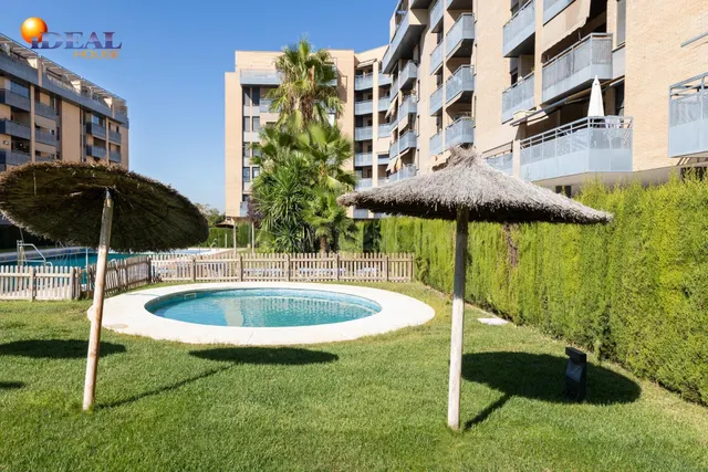 ¡Espectacular Ático Reformado con Gran Terraza, Vistas Despe - foto 3