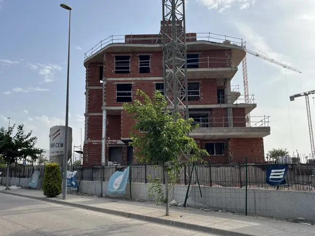 Planta baja 2 habitaciones 79m² en venta - Playas Del Torres — 24