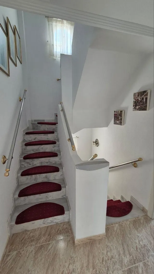 Casa o chalet independiente en venta en Calle Panticosa, 4 — 26